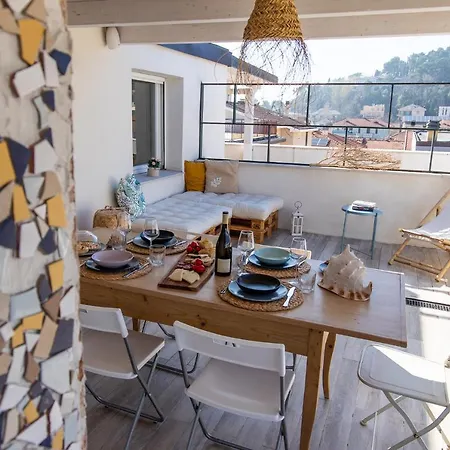 아파트 Zefiro Zona Mare E San Bartolo By Yohome *